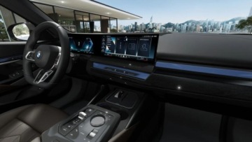 BMW Seria 5 G90-91 2026 BMW Seria 5 30e xDrive 299 KM PHEV - Gotowy do Odbioru - Pakiet M Pro 2.0, zdjęcie 14