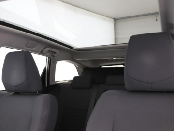 Toyota Auris II Touring Sports Facelifting 1.8 Hybrid 136KM 2015 Toyota Auris lift navi kamera panorama hak, zdjęcie 36