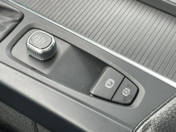 Volvo XC60 II Crossover T5 250KM 2018 Volvo XC 60 4x4 T5 Momentum 2018 kamera, zdjęcie 15