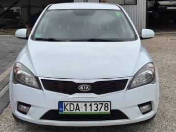 Kia Ceed I Hatchback 5d Facelifting 1.6 CRDi VGT 115KM 2011 Kia Ceed 2011 Sliczna 1.6 CRDI z Niemiec Zarejestrowana Gwarancja 1.6, zdjęcie 1