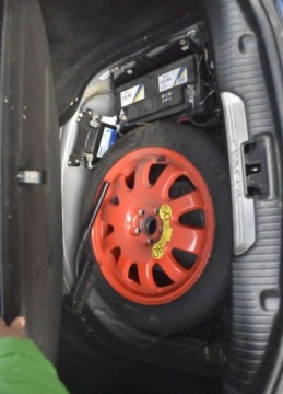 Jaguar XJ VII X351 Sedan SWB 3.0L V6D 600 275KM 2015 Jaguar XJ Jaguar XJ 3.0 V6 S Premium Luxury 3.0 Diesel 275KM, zdjęcie 21