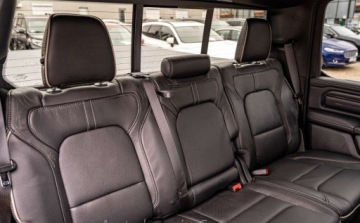  RAM 1500 RAM 1500 5.7 4X4 Crew Cab Limited 399KM 5.7 Benzyna 399KM, zdjęcie 19