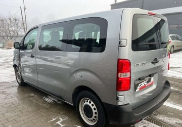 Opel Vivaro C Kombi Long 1.5 120KM 2020 Opel Vivaro 1.5 Diesel 120 KM 9 osobowy Klimatyzacja 1.5 Diesel 120KM, zdjęcie 3