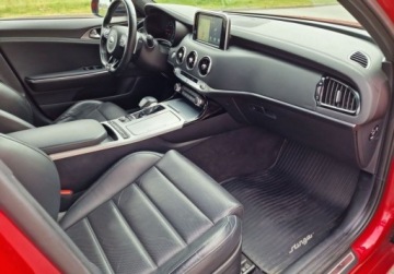 Kia Stinger Liftback 2.0 T-GDI 255KM 2017 Kia Stinger 255KM (bez GPF) 8HP, ESC, TEC, polski salon, I wl., pelny serw, zdjęcie 14