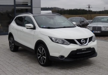 Nissan Qashqai II Crossover 1.2 DIG-T 115KM 2017 Nissan Qashqai 1.2TCE 115KM Automat Ledy Navi Kamera Oplacony 1.2