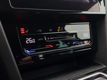 Volkswagen Passat B8 Variant Facelifting 2.0 TDI SCR 150KM 2022 Volkswagen Passat 2.0 TDI 150KM Business DSG SerwisASO Acc Led Nawi AppCon, zdjęcie 23