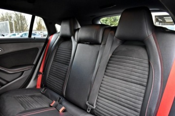 Mercedes CLA C117 Shooting Brake Facelifting AMG 2.0 45 AMG 381KM 2017 Mercedes CLA 45 AMG Bezwypadkowy / Salon Polska /, zdjęcie 10