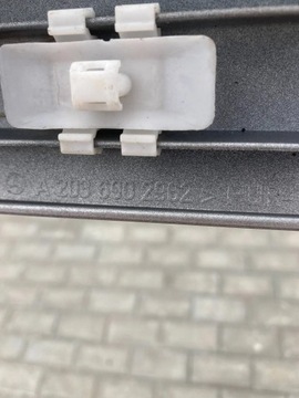 C W203 LIŠTA DVEŘE LEVÝ ZADNÍ 2036902962 A2036902962