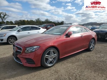 Mercedes Klasa E W213 2018 Mercedes-Benz Klasa E E400 4matic 2018, Coupe, 3.0L V6 329KM, 4x4,od ubezp
