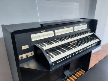 ЦЕРКОВНЫЕ ОРГАНЫ CYF JOHANNUS STUDIO 150 PREMIUM ЭТО ВЫСТАВОЧНАЯ МОДЕЛЬ