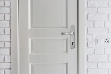 ДВЕРНАЯ РУЧКА ДЛЯ ДВЕРЕЙ 72 СЕРЕБРЯНАЯ ГУБКА ВСТАВКА