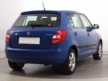 Skoda Fabia II Hatchback 1.2 i HTP 12V 70KM 2009 Skoda Fabia 1.2 12V, Klima, Tempomat, zdjęcie 4
