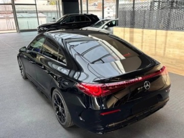 Mercedes CLA C174/C178/X174 2026 200 Pakiet Premium z Dodatkami Cyfrowymi + Pakiet Night + Superscreen, zdjęcie 4