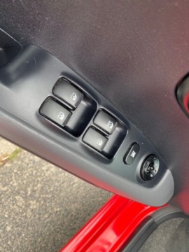 Hyundai i10 I Hatchback Facelifting 1.1 SOHC 69KM 2012 Hyundai i10 KLIMATYZACJA RADIOODTWARZACZ ALUFELGI SERWISOWANY GWARANCJA 1.1, zdjęcie 10