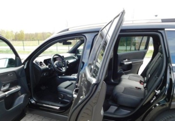 Mercedes GLB SUV 2.0 220d 190KM 2021 Mercedes-Benz GLB 220D 4MATIC z Gwarancja Model 2022r 2.0 Diesel 190KM, zdjęcie 13