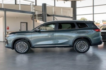 Chery Tiggo 8 SUV 1.6 T-GDI 147KM 2025 CHERY TIGGO 8 Comfort 1.6 T-GDI DCT Suv 147KM 2025, zdjęcie 1