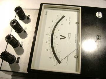 Лабораторный вольтметр МЕТР ЛМ-1 ИЗ АРМИИ