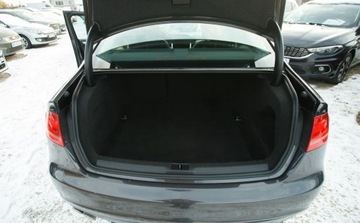 Audi A4 B8 Limousine 2.0 TFSI 180KM 2010 Audi A4 Limousine 2.0T 180KM Sedan cliamtronic Bixenon LED Grzane fotele, zdjęcie 37