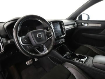 Volvo XC40 Crossover 2.0 D3 150KM 2018 Volvo XC 40 automat full LED skóra/alcantara, zdjęcie 13