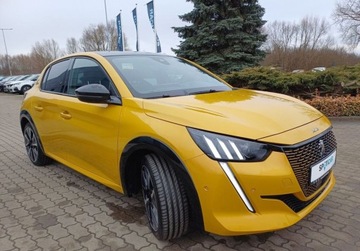 Peugeot 208 II e-208 Elektryczny 136KM 2022 Peugeot 208 20 e-208 GT 136 KM Serwis w ASO Gwarancja FV23 136KM, zdjęcie 2