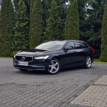 Volvo V90 II Kombi 2.0 D3 150KM 2017 Volvo V90 2.0 D3 Momentum Pro Diesel 150KM, zdjęcie 2
