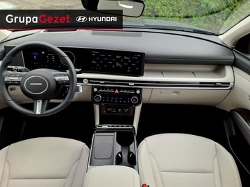 Hyundai Tucson IV SUV HEV Facelifting 1.6 T-GDI HEV 215KM 2025 Hyundai Tucson 215 KM HEV Platinum Tapicerka beżowa MMH Cypress Green Pear, zdjęcie 4