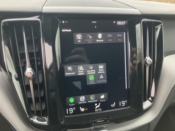 Volvo XC60 II Crossover D5 235KM 2020 Volvo XC 60 D5 AWD R-Design | Reflektory LED | Ele, zdjęcie 18