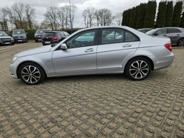 Mercedes Klasa C W204 Limuzyna 2.2 200 CDI BlueEFFICIENCY 136KM 2011 Mercedes C 220 2,2 diesel 136KM, zdjęcie 17