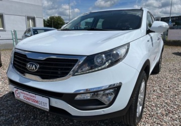 Kia Sportage III SUV Facelifting 2.0 CRDi 136KM 2014 Kia Sportage 4x4, nawigacja, kamera 2.0 Diesel 136KM, zdjęcie 11