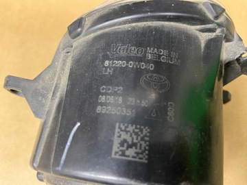 LAND CRUISER FJ150 AVENSIS AURIS PRIUS RAV 4 HALOGEN SVĚTLO LEVÝ 81220-0W040