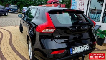 Volvo V40 II Hatchback Facelifting 2.0 D2 120KM 2017 Volvo V40 2,0 diesel 2.0 Diesel 120KM, zdjęcie 27