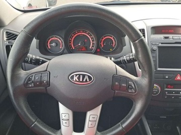 Kia Ceed I Hatchback 5d Facelifting 1.4 DOHC CVVT 90KM 2012 Kia Ceed Kia Ceed 1.4 CVVT 1.4 Benzyna 90KM, zdjęcie 12