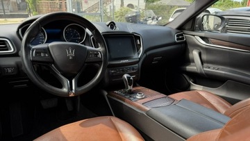 Maserati Ghibli III Sedan 3.0 V6 410KM 2017 Maserati Ghibli 3.0 410KM SQ4 Kamera Cofania, zdjęcie 10