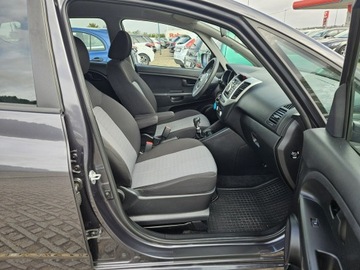 Kia Venga Mikrovan Facelifting 1.4 DOHC 90KM 2016 Kia Venga 1,4 benzyna 90KM zarejestrowany, zdjęcie 7