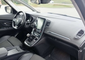 Renault Scenic IV 1.2 Energy TCe 130KM 2017 Renault Scenic Zarejestrowany - ubezpieczony - wersja Bose 1.2 Benzyna, zdjęcie 13