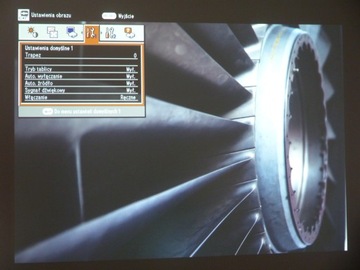 HDMI-ПРОЕКТОР TOSHIBA TDP-SB20 для Xbox PS4