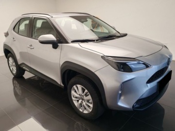 Toyota 2025 Od ręki - Comfort 1.5 Hybrid 116KM | Tempomat adaptacyjny!, zdjęcie 2