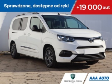 Toyota 2021 Toyota ProAce City Verso 1.5 D-4D, Salon Polska