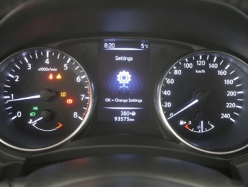 Nissan Qashqai II Crossover 1.2 DIG-T 115KM 2017 Nissan Qashqai 1.2 DIG-T, Salon Polska, Klima, zdjęcie 10