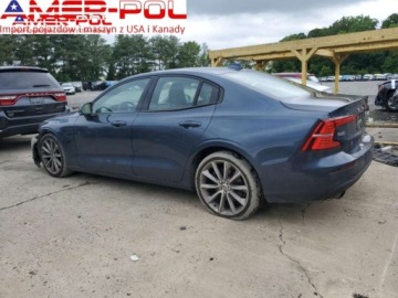 Volvo S60 III 2019 Volvo S60 2019 Volvo S60 T6 AWD Momentum 2.0 Benzyna 200KM, zdjęcie 2