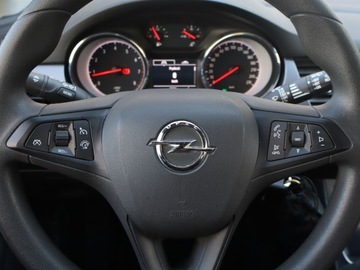 Opel Astra K Hatchback 5d 1.4 Turbo 125KM 2017 Opel Astra 1.4 T, Klima, Tempomat, Parktronic, zdjęcie 14