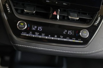 Toyota Corolla XII Sedan Facelifting 1.8 Hybrid 140KM 2023 Toyota Corolla 1.8 Hybrid Comfort 1.8 Hybryda 140KM, zdjęcie 24