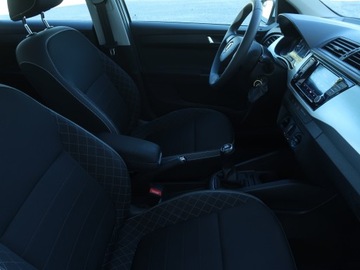 Skoda Fabia III Kombi Facelifting 1.0 TSI 95KM 2021 Skoda Fabia 1.0 TSI, Salon Polska, 1. Właściciel, zdjęcie 8