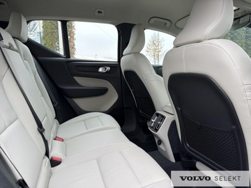 Volvo XC40 Crossover Facelifting 2.0 B3 163KM 2025 Volvo XC 40 XC40 B3 Plus Dark aut, Harman Kardon,, zdjęcie 13