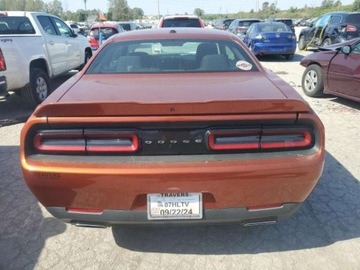 Dodge Challenger III 2022 Dodge Challenger 2022r., 3.6L 3.6 Benzyna 303KM, zdjęcie 5