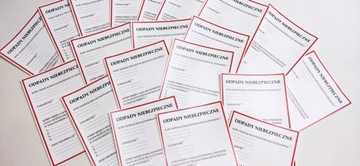ЭТИКЕТКИ ОПАСНЫЕ ОТХОДЫ наклейка 15x21 фольга