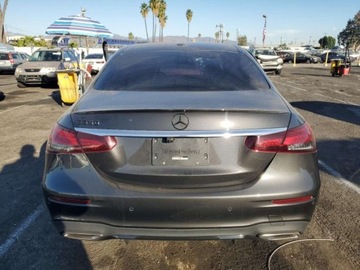 Mercedes Klasa E W213 2021 Mercedes-Benz Klasa E 350, 2021r., 2.0L 2.0 Benzyna 255KM, zdjęcie 5