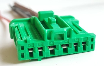 M MODECAR DA-36371 ZÁSTRČKA SVĚTLA ZADNÍ