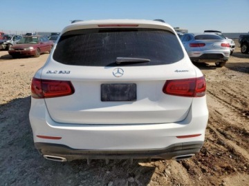 Mercedes GLC C253 2021 Mercedes-Benz GLC 300 4Matic 2021 2.0l 2.0 Benzyna 255KM, zdjęcie 2