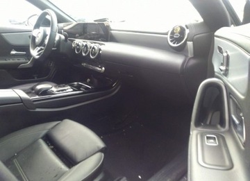 Mercedes CLA C118/X118 2021 Mercedes-Benz CLA MERCEDES-BENZ CLA 250, 2020r., 4x4, 2.0L 2.0 Benzyna, zdjęcie 3